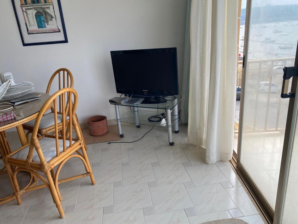 Sea Front Apartment At Mellieha Bay, Malta! Exterior foto